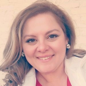 Meet your Posher, Carrie